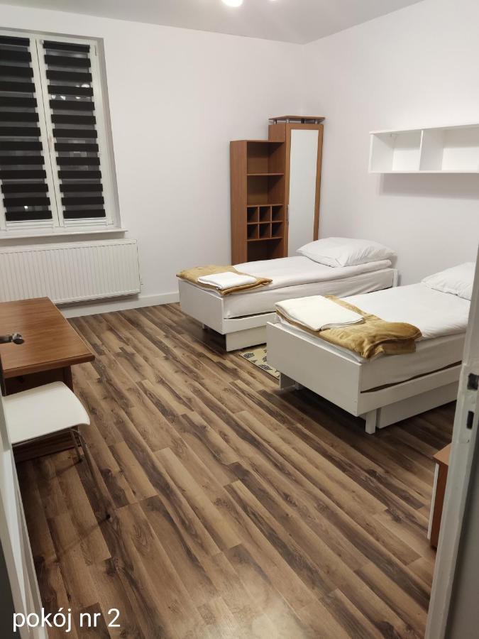 Mieszkanie Blisko Targow Poznanskich Poznań Exterior foto