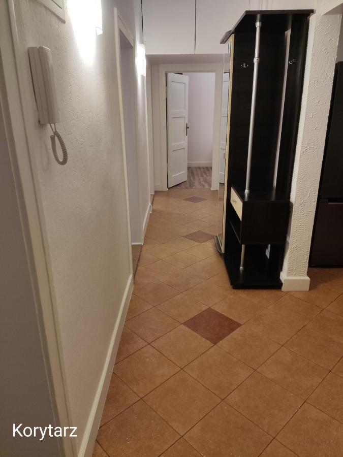 Mieszkanie Blisko Targow Poznanskich Poznań Exterior foto